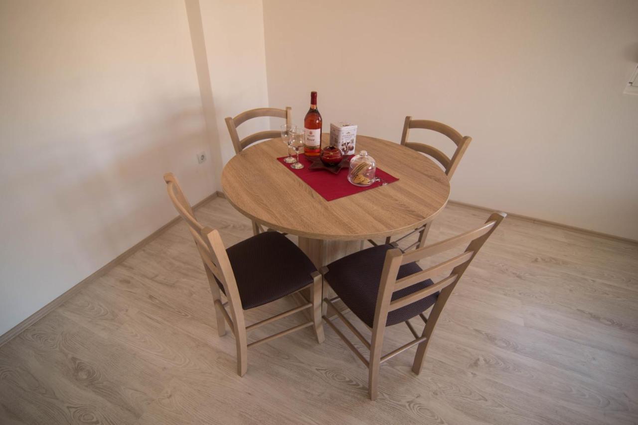 Dzusy Apartments Ohrid Ngoại thất bức ảnh