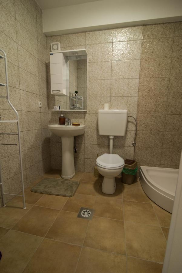 Dzusy Apartments Ohrid Ngoại thất bức ảnh